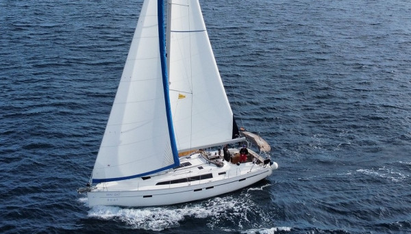 YachtABC - Sailing charter Bavaria Cruiser 46 Croatia Adriatic Sea