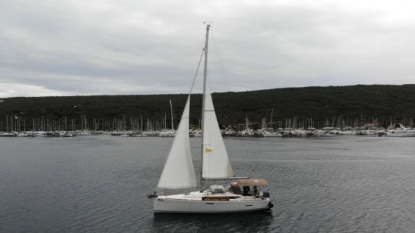 YachtABC - Sissi - Croatia - Sun Odyssey 389